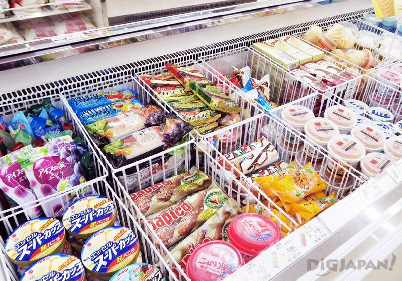 季节限定,便利店限定……各种冰淇淋把冰柜塞得满满,种类
