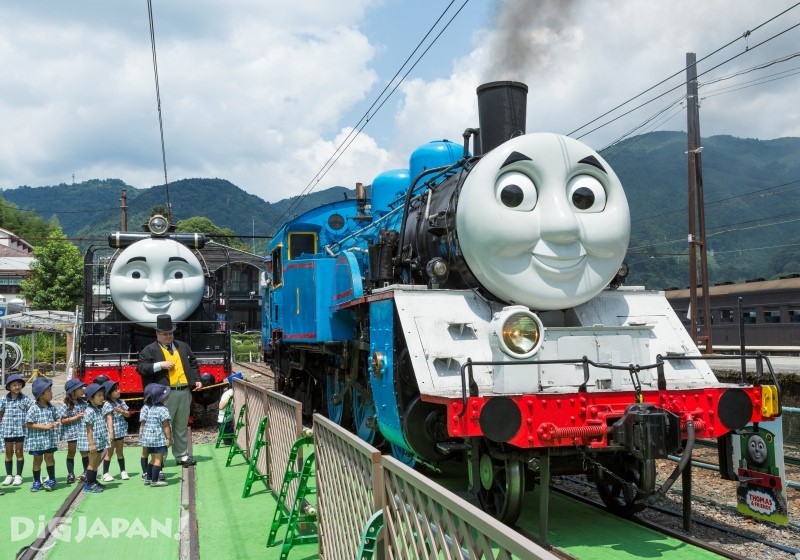 汤玛士小火车出发!搭乘大井川铁道sl蒸气火车,饱览山间无限绝景!