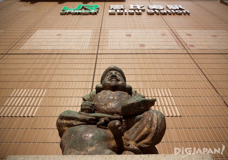 惠比壽車站的惠比壽樣雕像